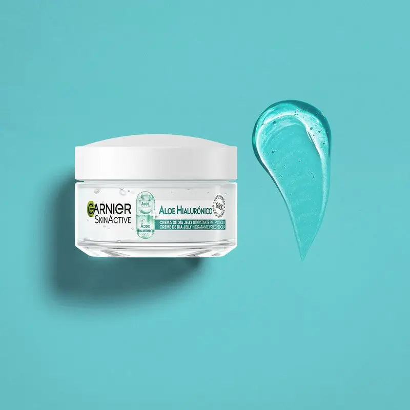 Garnier Aloe Hyaluronic Day Cream With Aloe Vera + Hyaluronic Acid. Moisturises Intensely 48H - Nourishes - Replenishes.