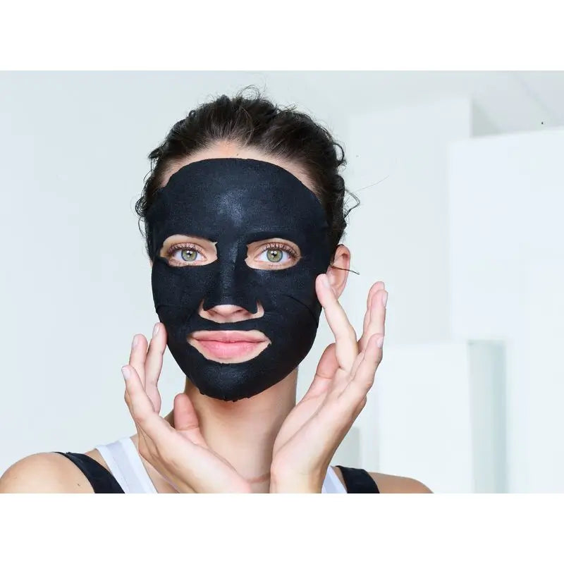 Garnier Skin Active Black Tissue Mask With Black Algae Extract And Hyaluronic Acid For Skin With Enlarged Pores